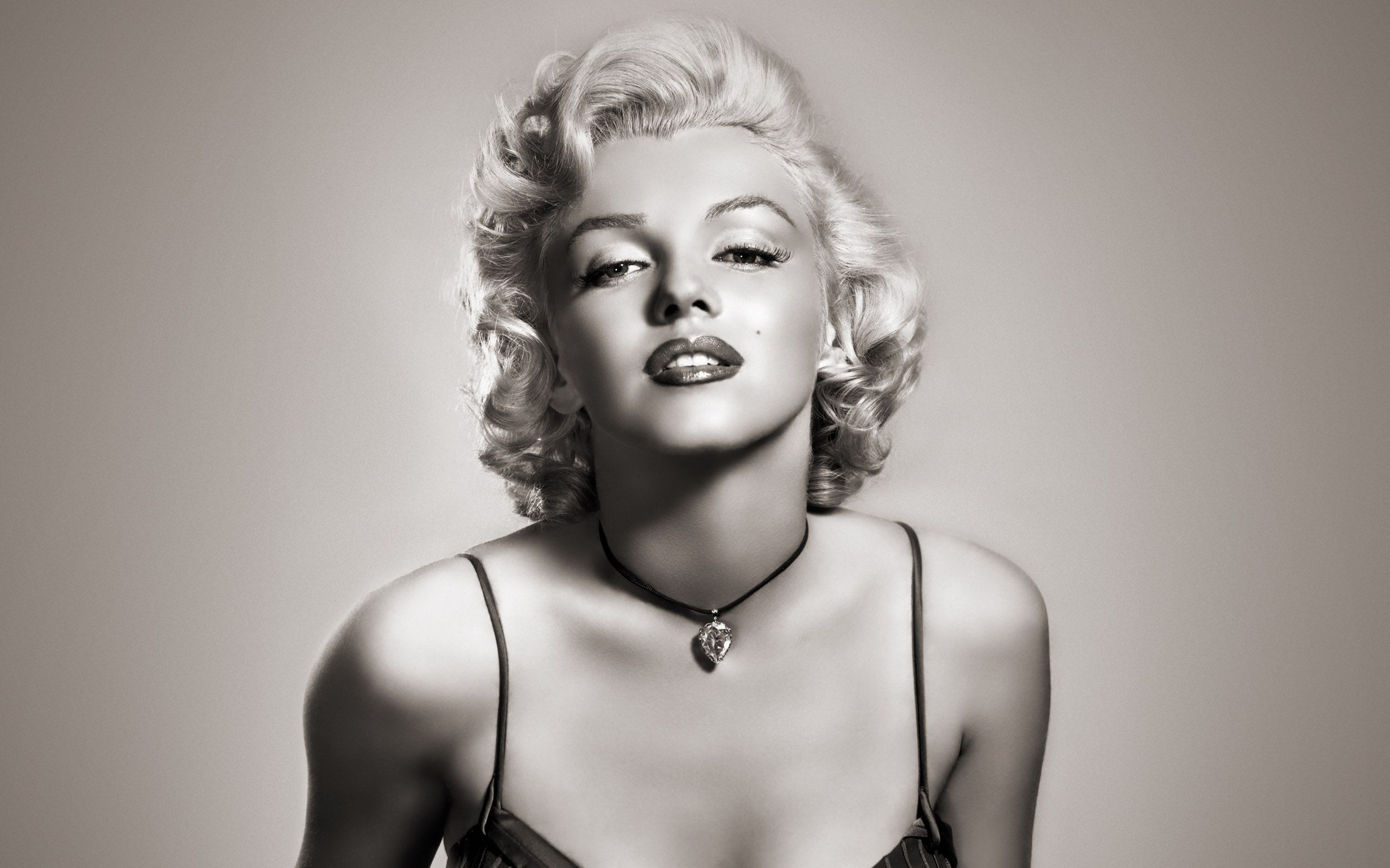 Marilyn Monroe Wallpapers HD Backgrounds