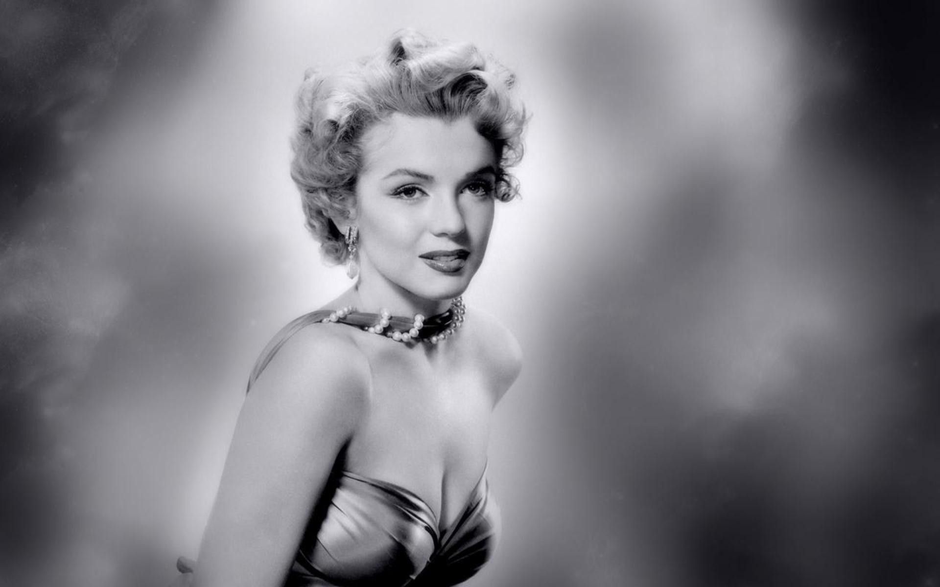 Top Marilyn Monroe Wallpaper Form Images for Pinterest