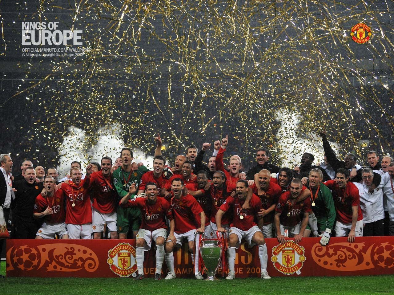 Manchester united official wallpaper