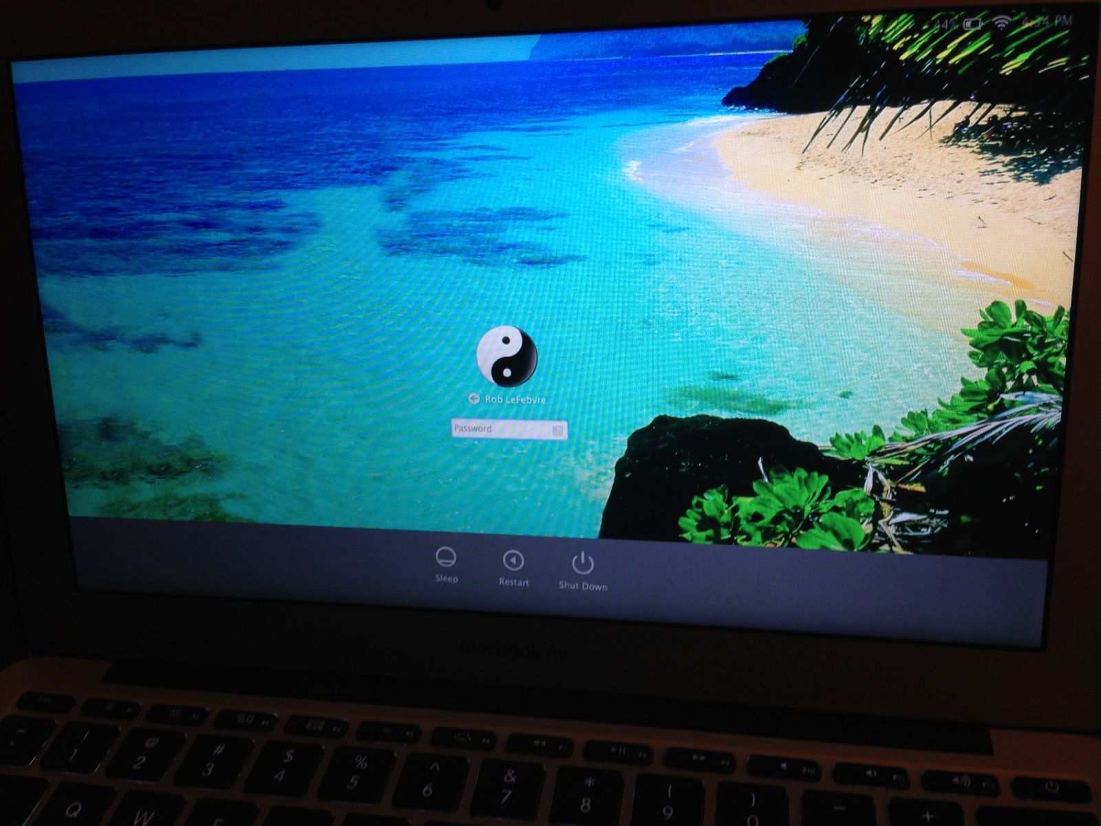 Prettier Than Linen: Change The Login Screen Wallpaper In OS X ...