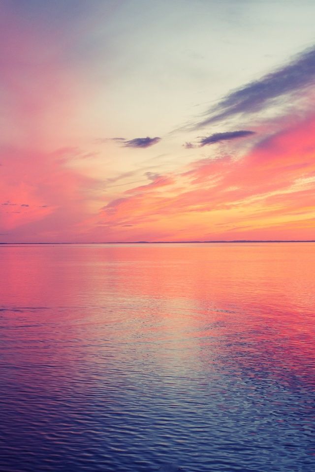 640x960 Beautiful Sunset at Sea Iphone 4 wallpaper