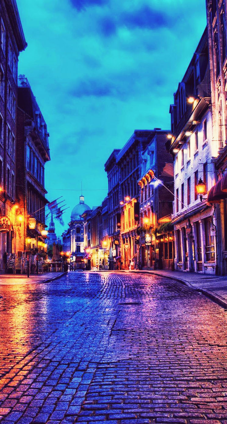 Beautiful Old Montreal - The iPhone Wallpapers