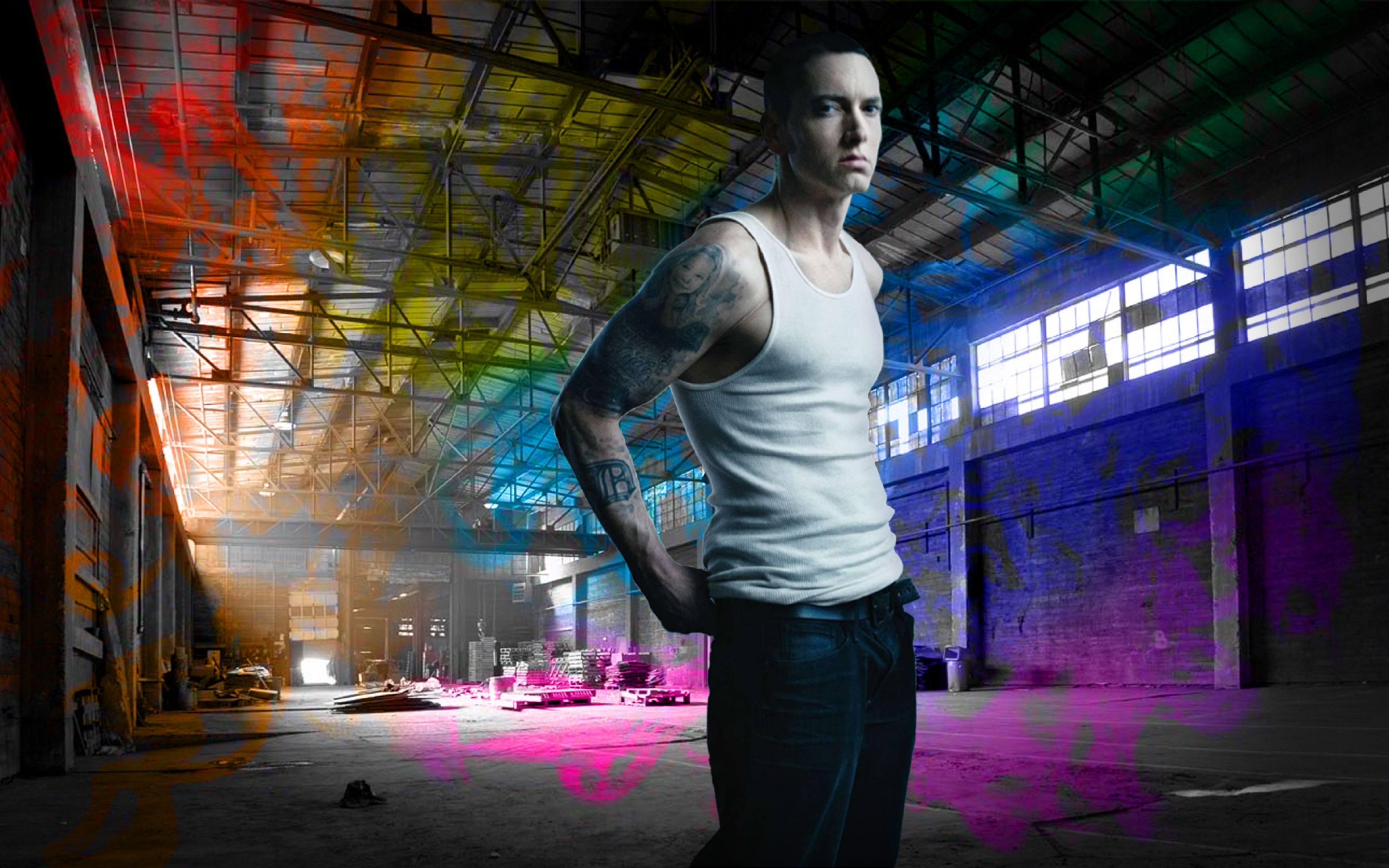Download Wallpaper 3840x2400 Eminem, Hangar, T-shirt, Tattoo, Look ...