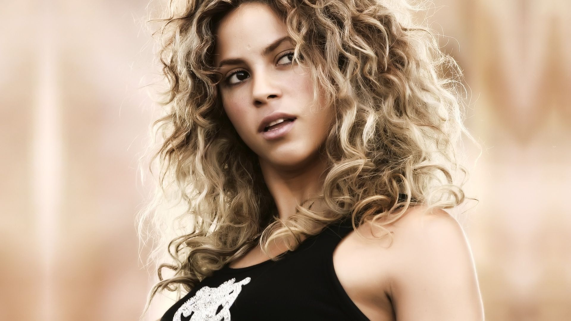 Shakira wallpapers