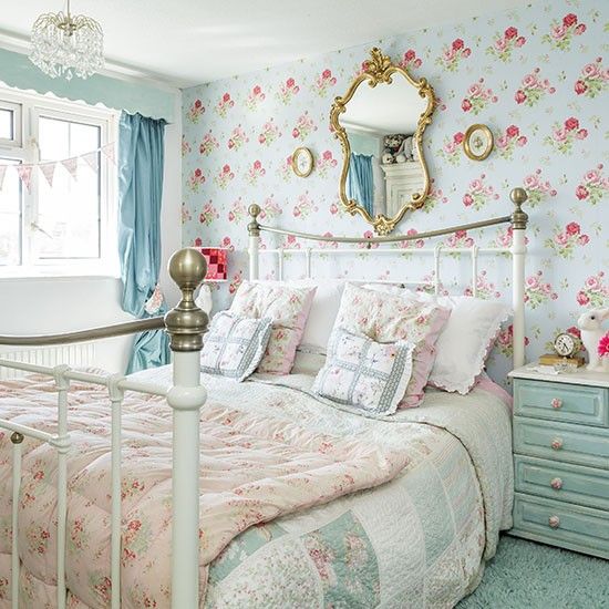 Country bedroom with blue floral wallpaper | Bedroom decorating ...