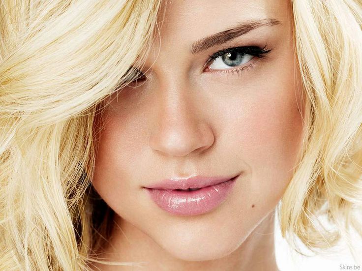 Adrianne Palicki Face Close Up Beautiful Wallpaper | Places to ...