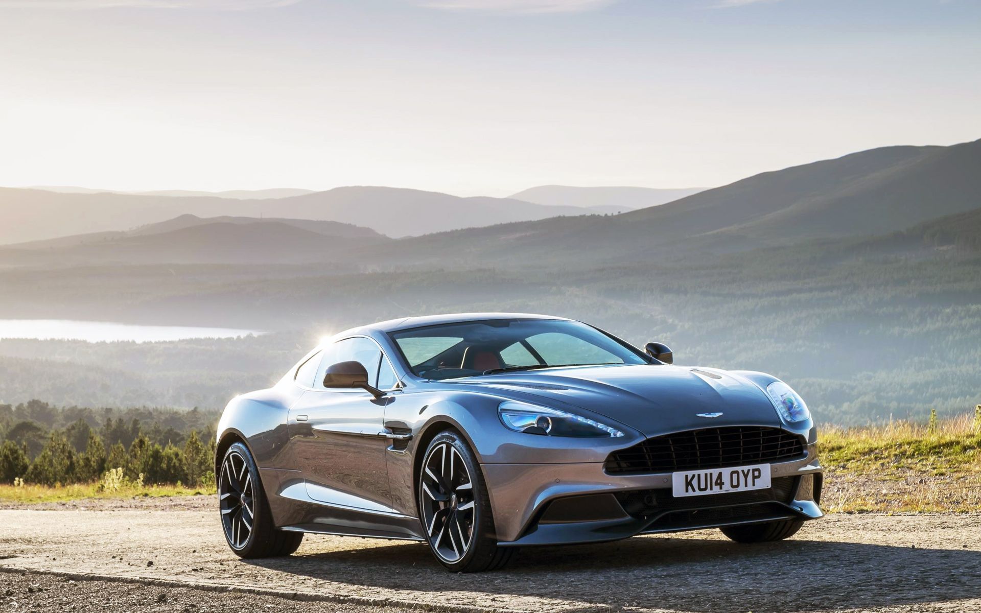 2015 Aston Martin Vanquish Wallpaper | HD Car Wallpapers