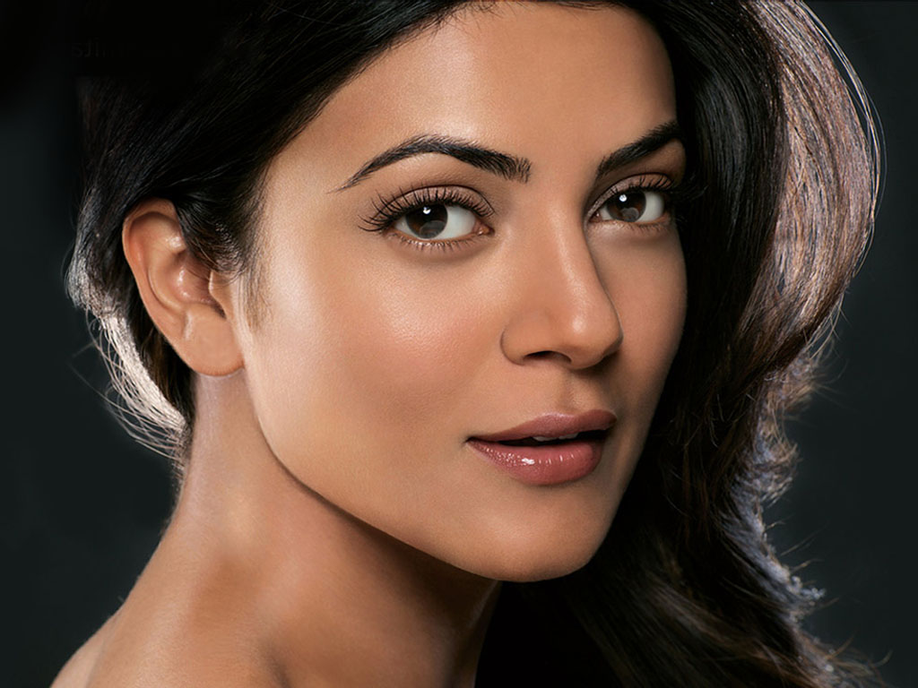 Sushmita Sen Wallpapers In HD With 2015 Gallery