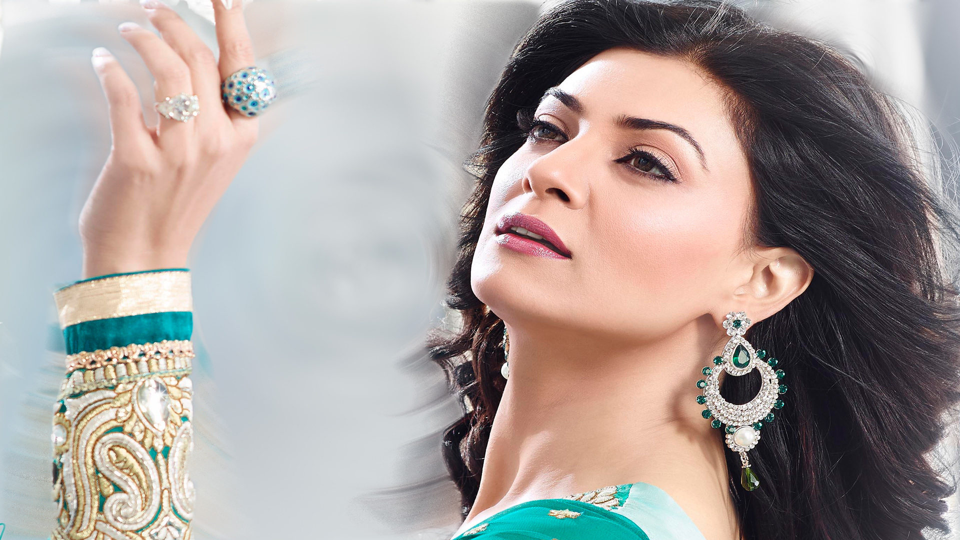 Sushmita Sen - Bollywood - Actress Wallpapers Download FREE ...