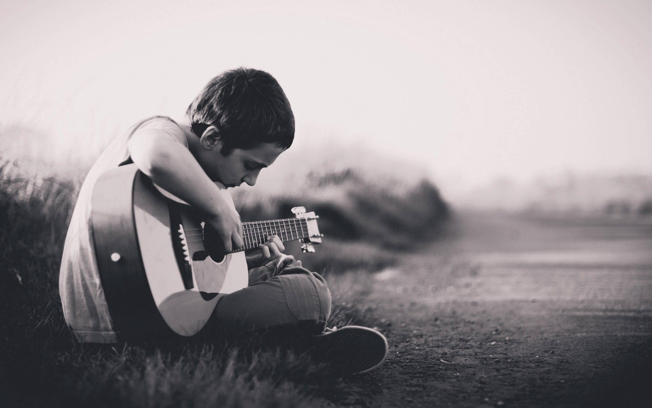 Boy play guitar Wallpapers | Pictures