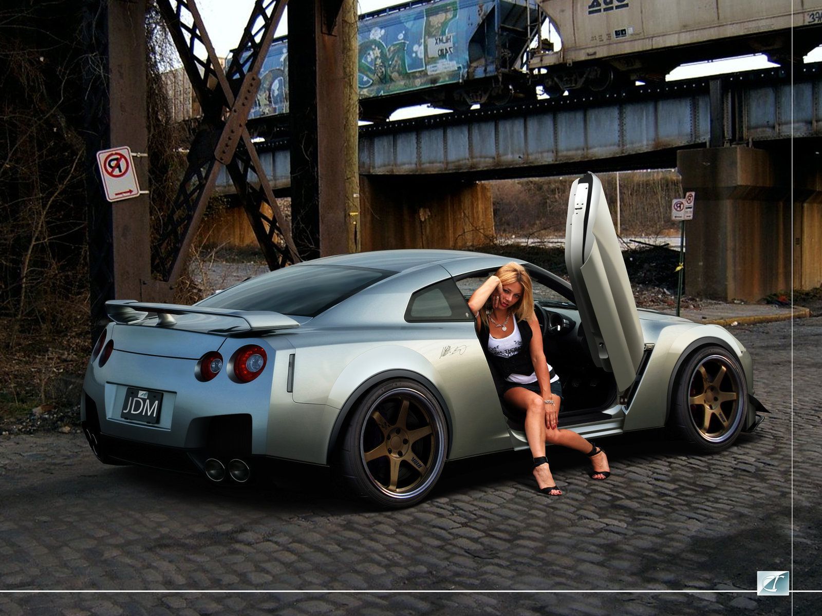 R35 Wallpapers Group