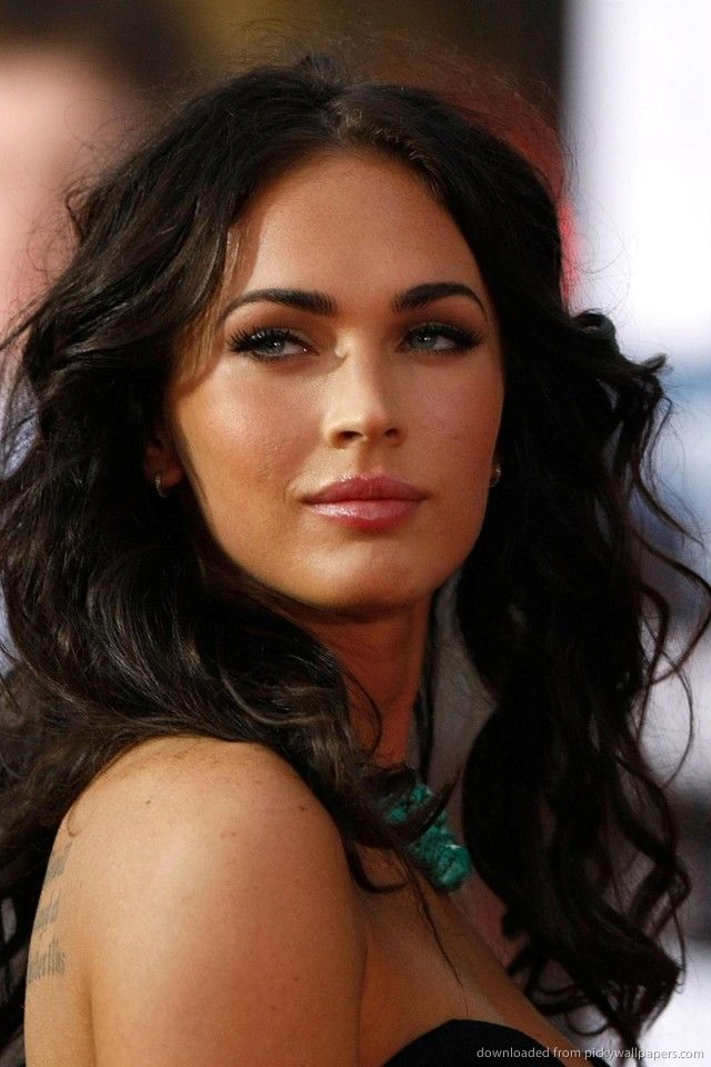 Download Megan Fox With Curly Hair Wallpaper For iPhone 4