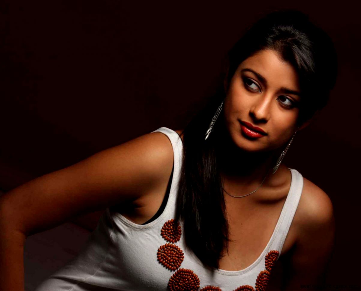 Hot Indian Girl Hd Desktop Wallpaper | Wallpapers Records