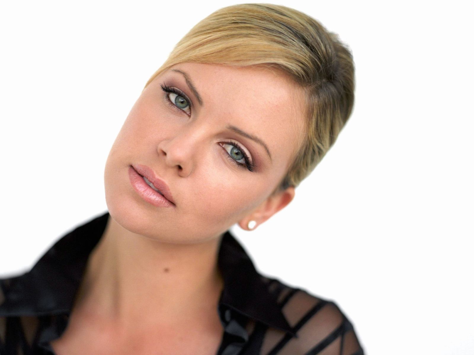 Super Charlize Theron Wallpaper | Full HD Pictures
