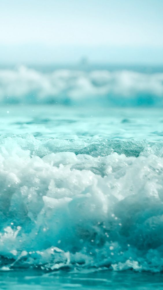 Nature iPhone 6 Plus Wallpapers - Blue Sea Waves Splashing iPhone ...