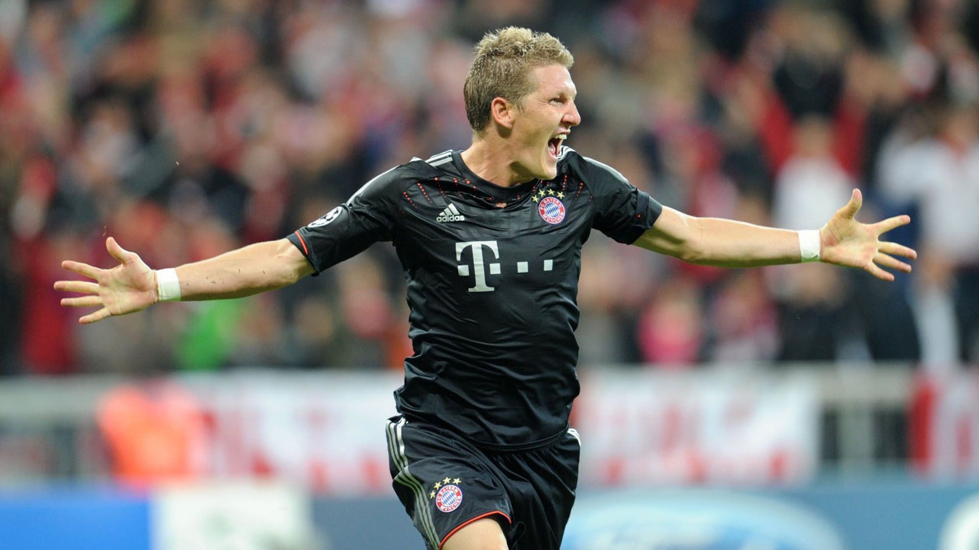 The football player of Bayern Bastian Schweinsteiger wallpapers ...