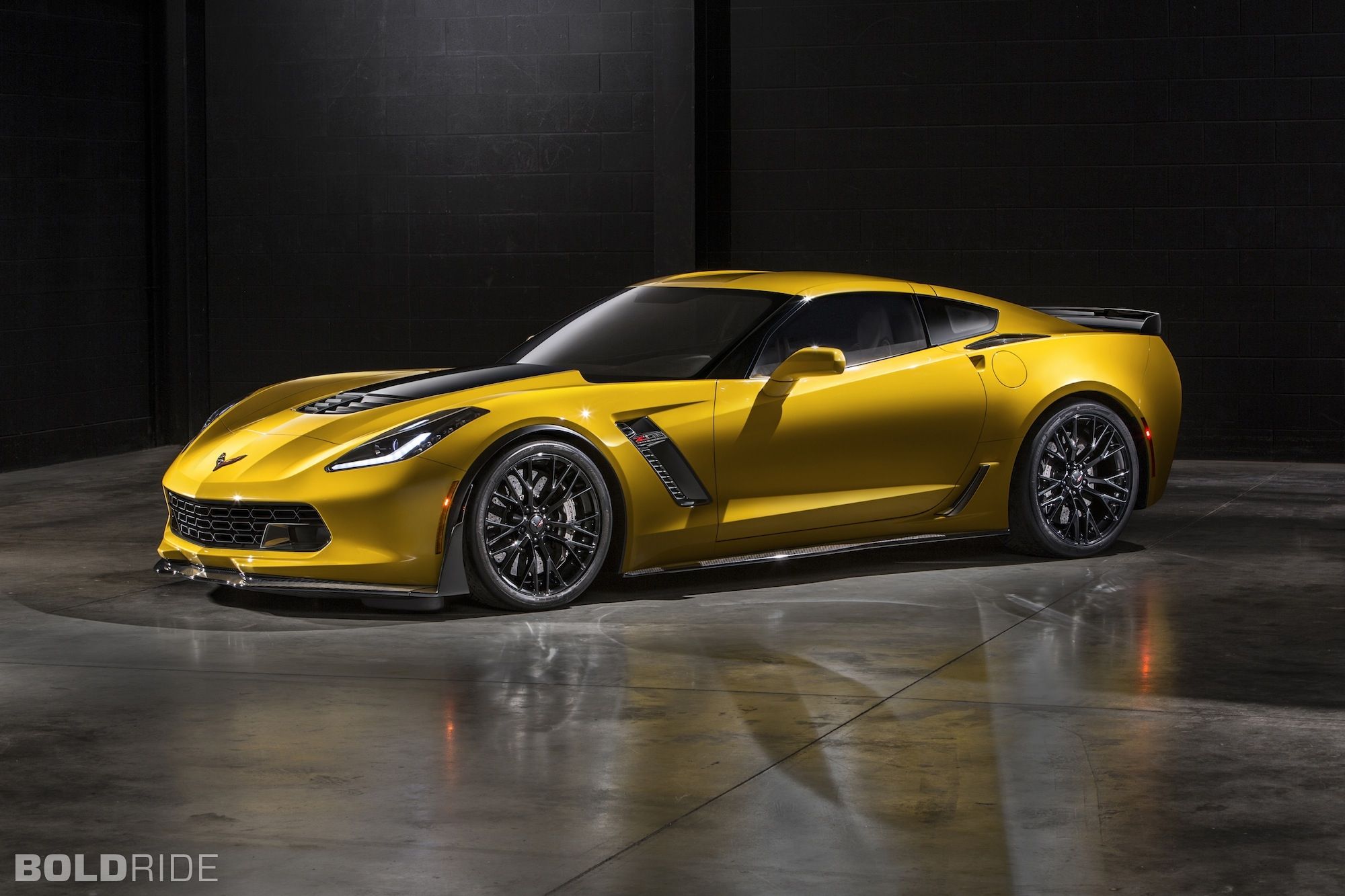 2015 Chevrolet Corvette Z06 Images | Pictures and Videos