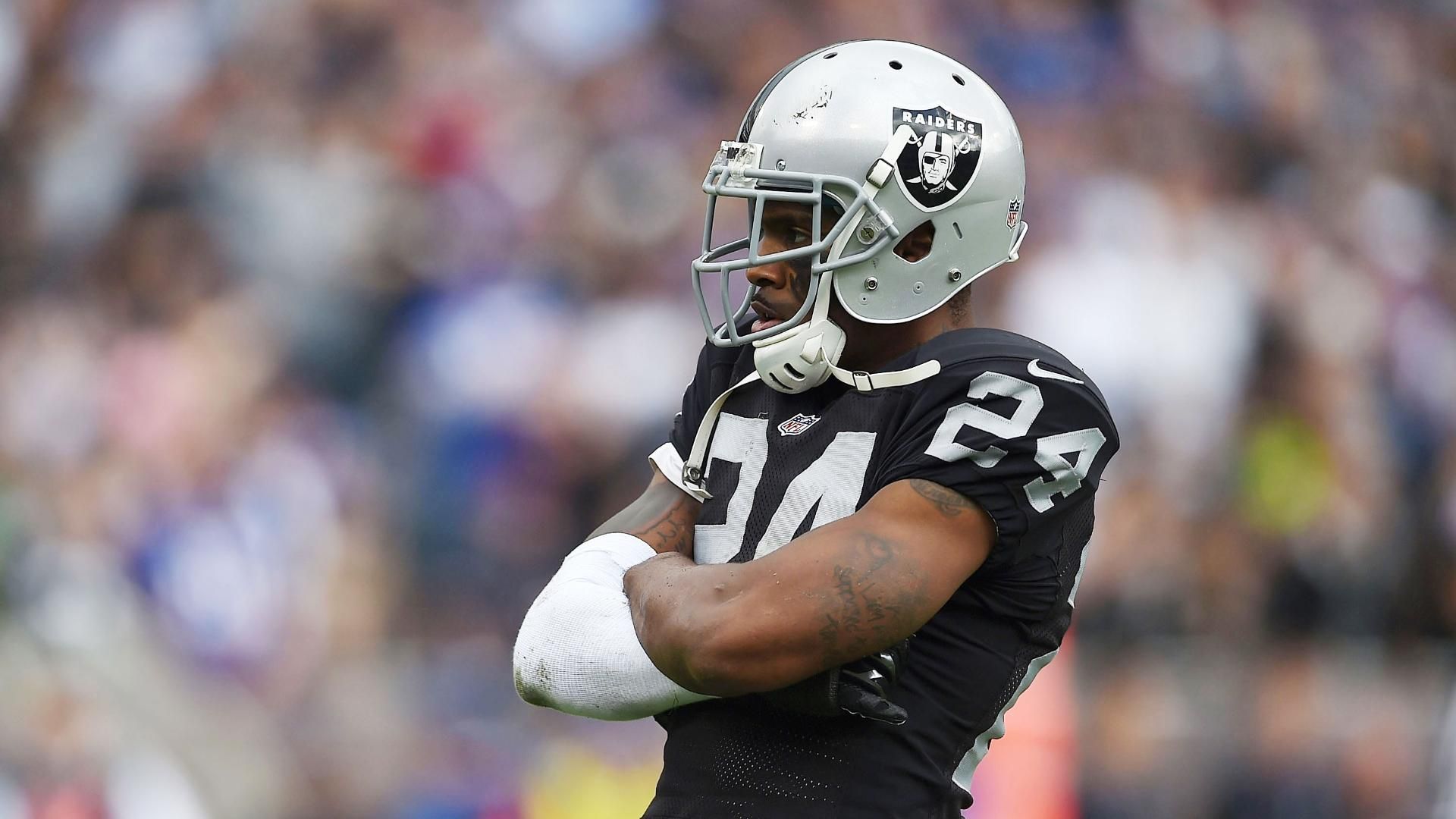 Oakland Raiders S Charles Woodson announces he'll retire after season