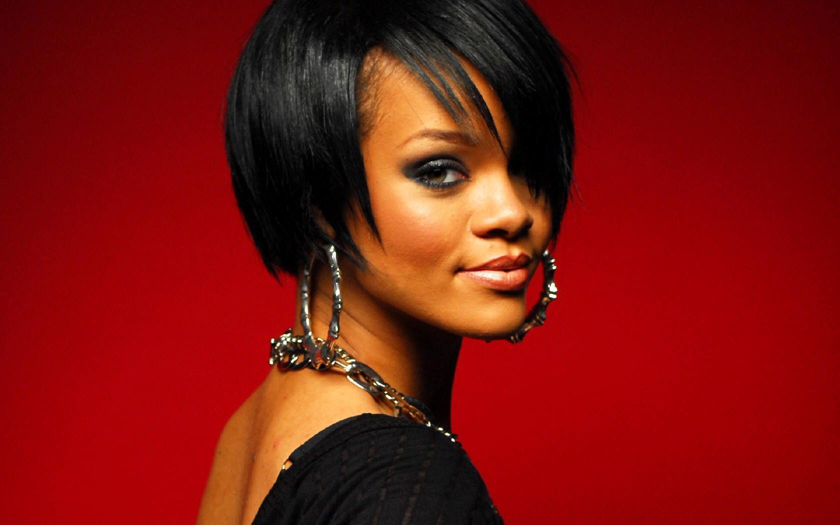Rihanna Wallpapers - Free Rihanna Wallpapers, Desktop Backgrounds