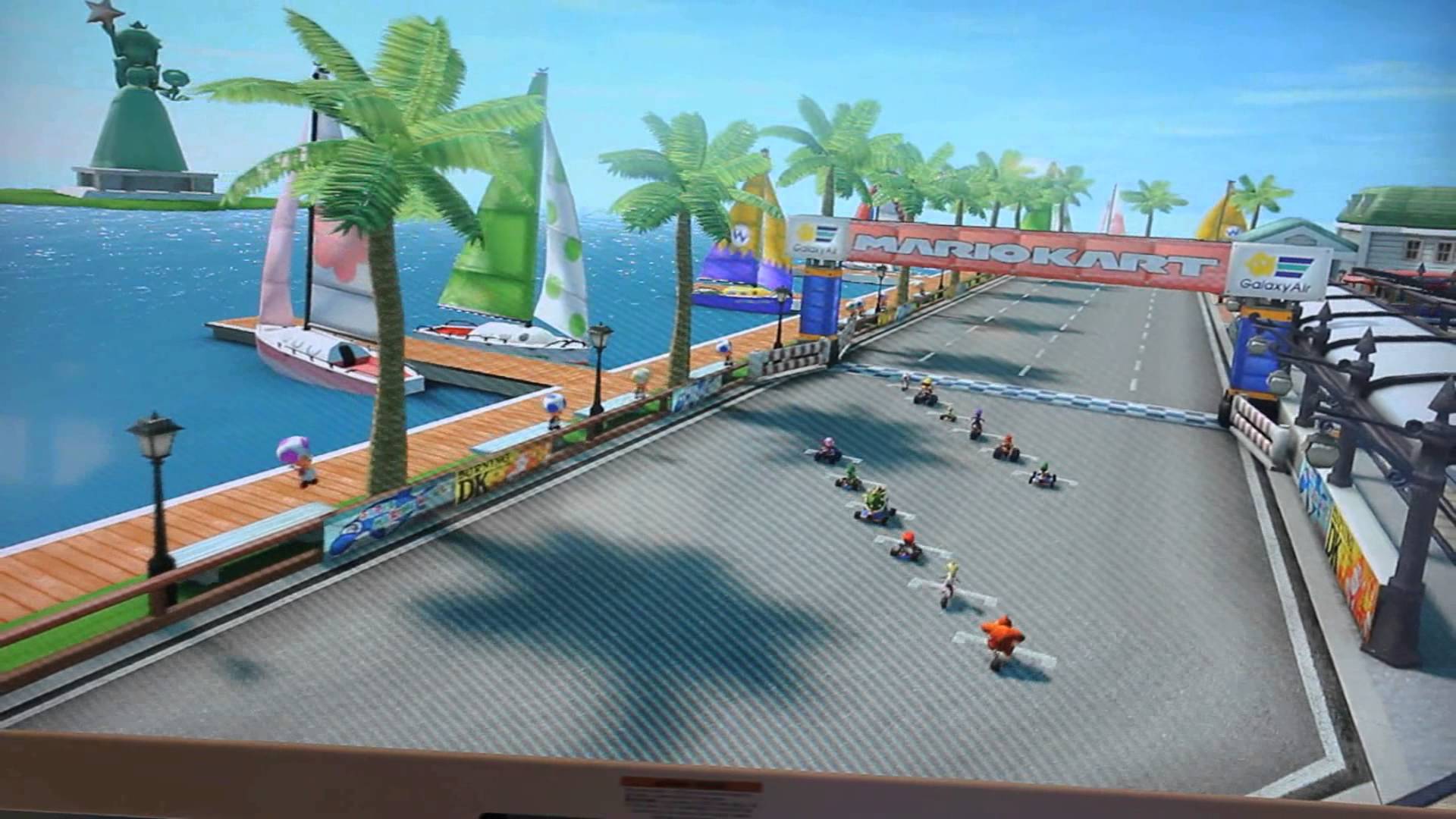 Mario Kart 8 Gameplay Demo - E3 2013 - YouTube