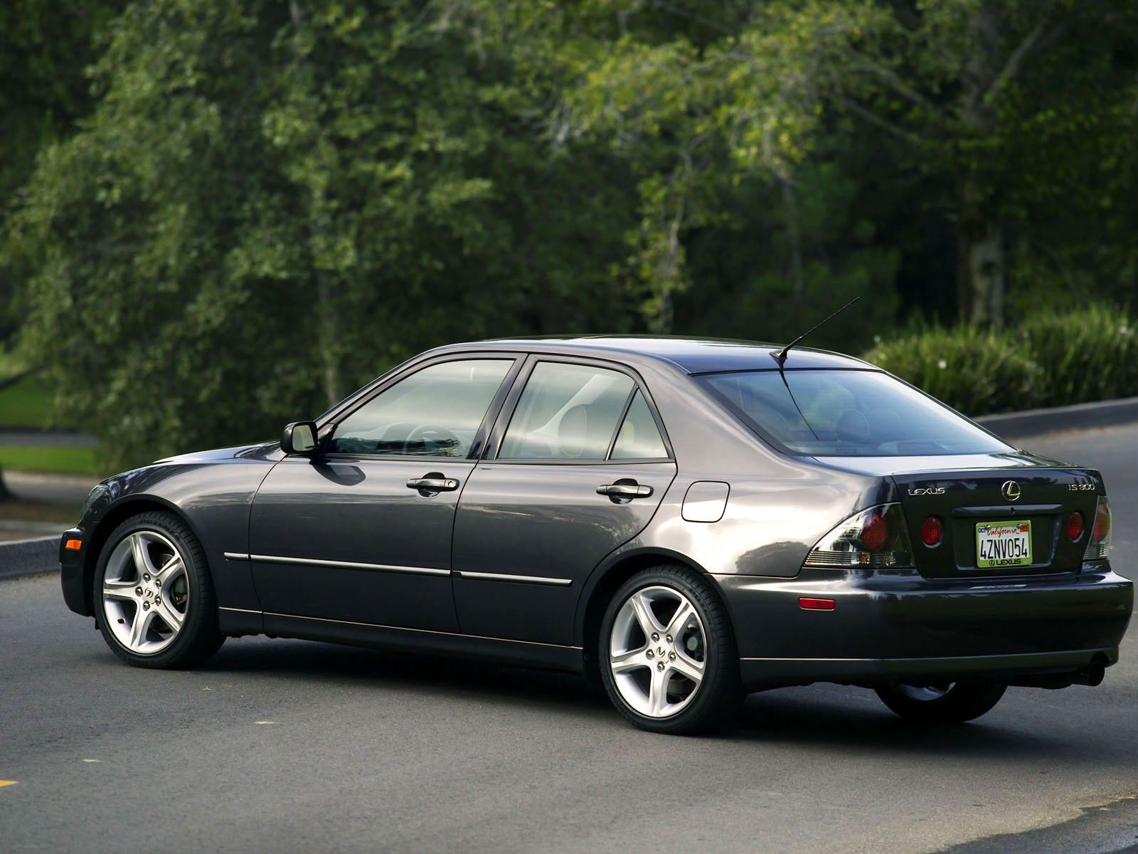 Lexus IS300 - image #36