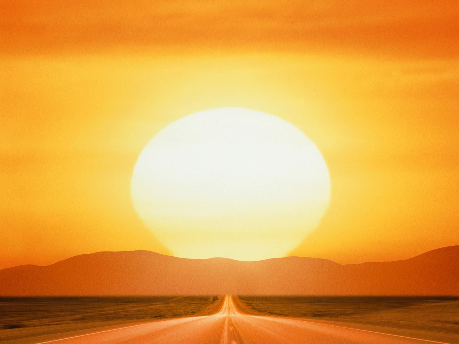 Nevada Desert Highway on a Sunny Day pics