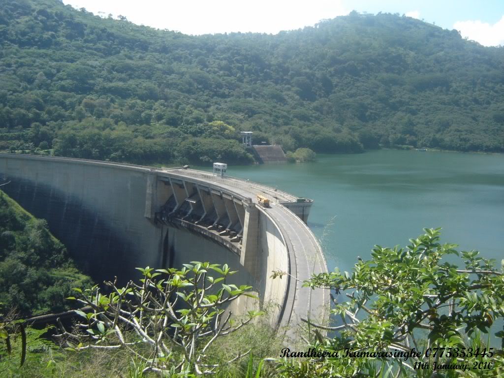 Victoria-dam-srilanka2.jpg