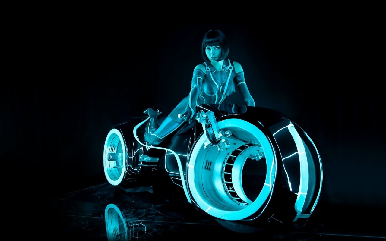 Wallpapers Christy Mack Tron Legacy Light Cycle For 1280x800