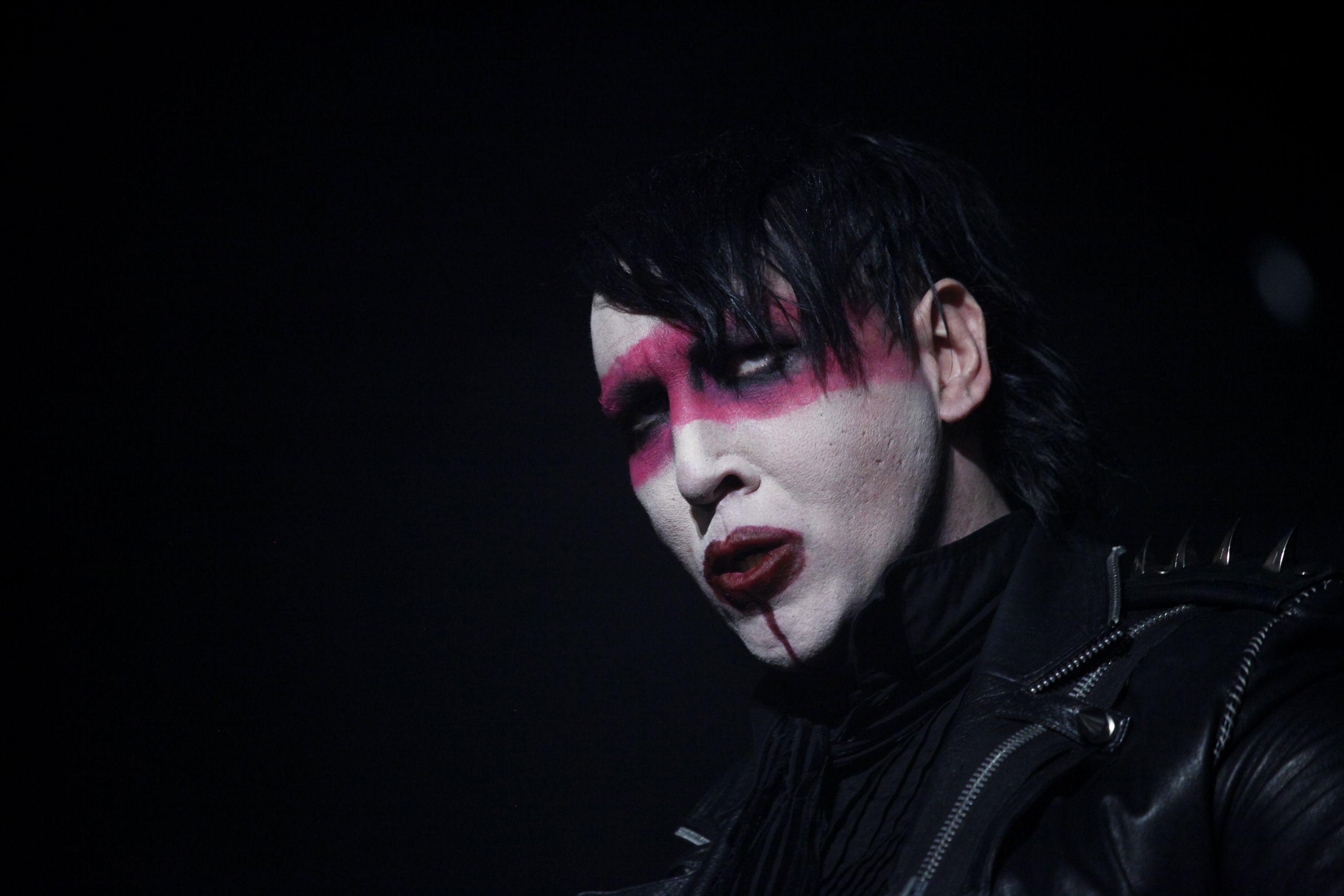 Hard rock singer Marilyn Manson wallpapers and images - wallpapers