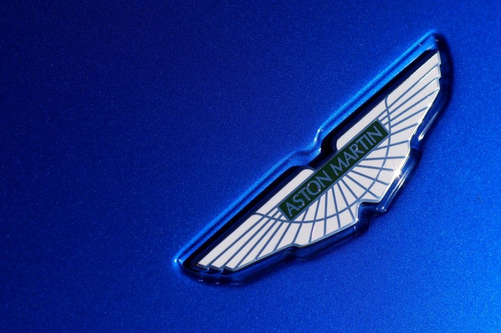 Download Beauty 2015 Aston Martin V8 Vantage S Cobalt Blue