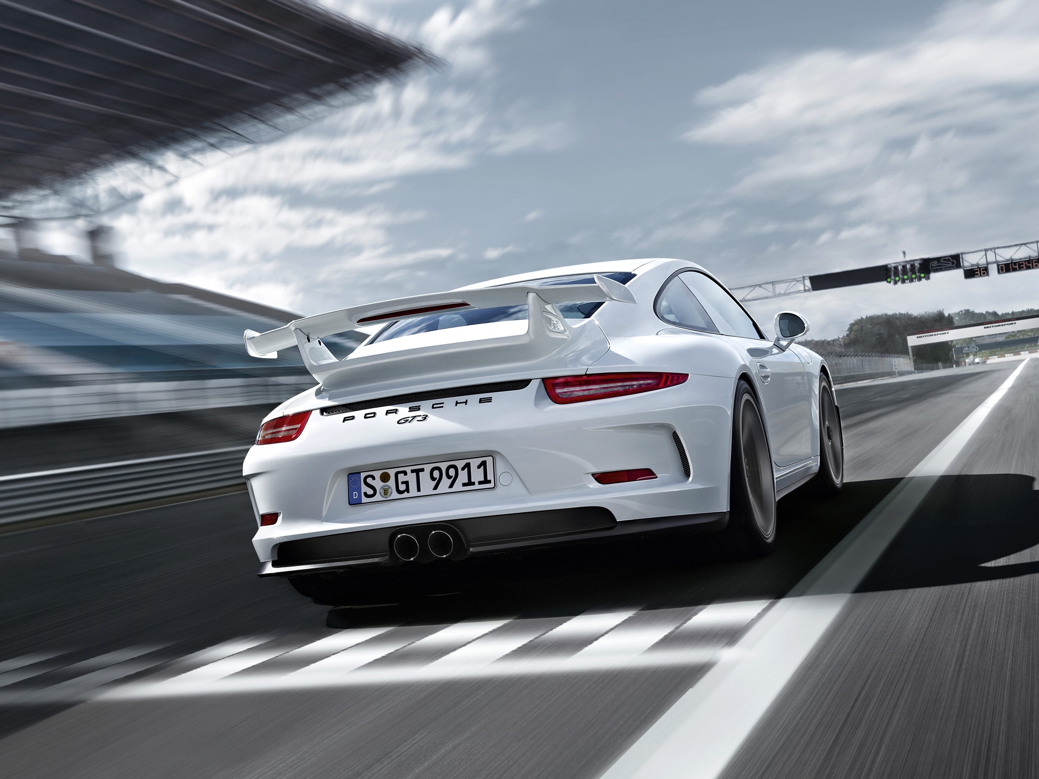 2013 Porsche 911 GT3 Wallpaper - image