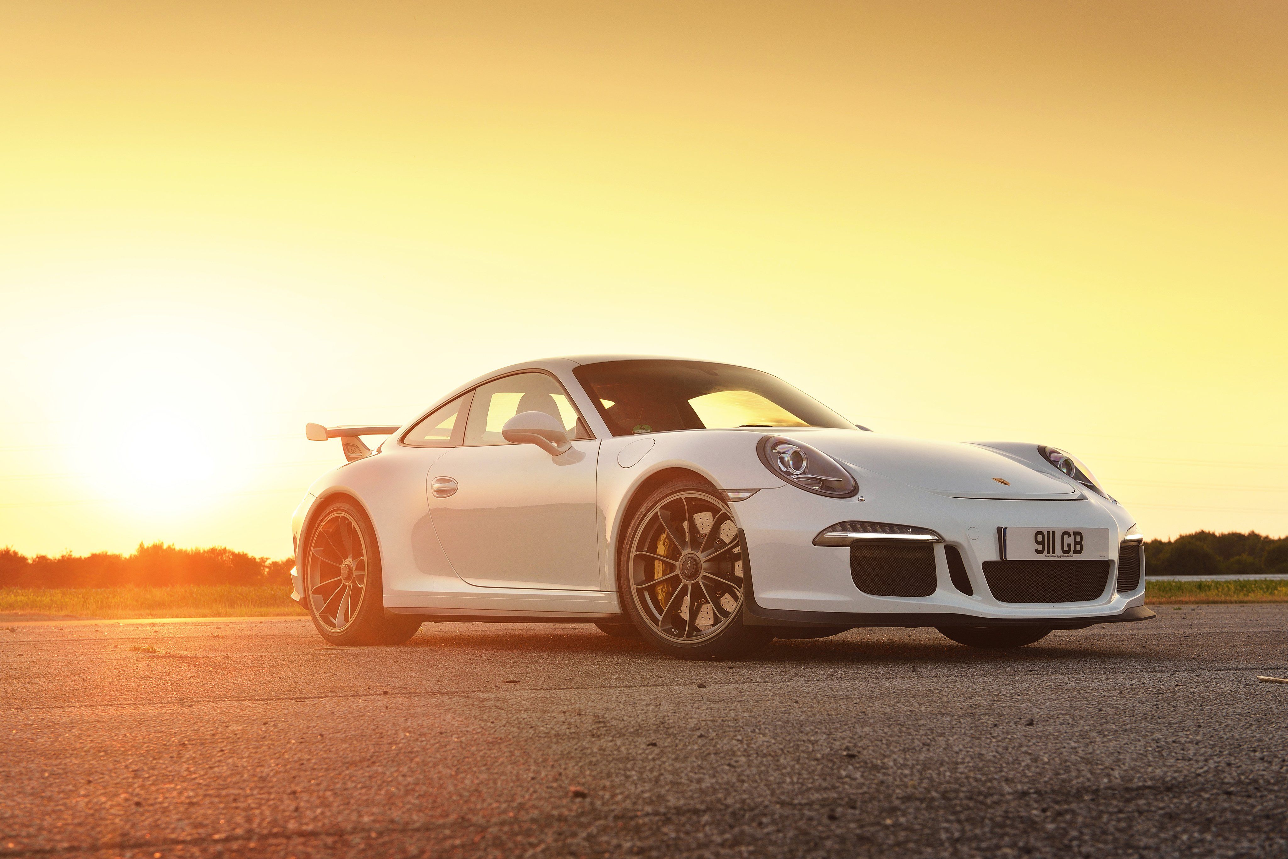 2014 Porsche 911 GT3 UK spec 991 wallpaper 4096x2734 619288