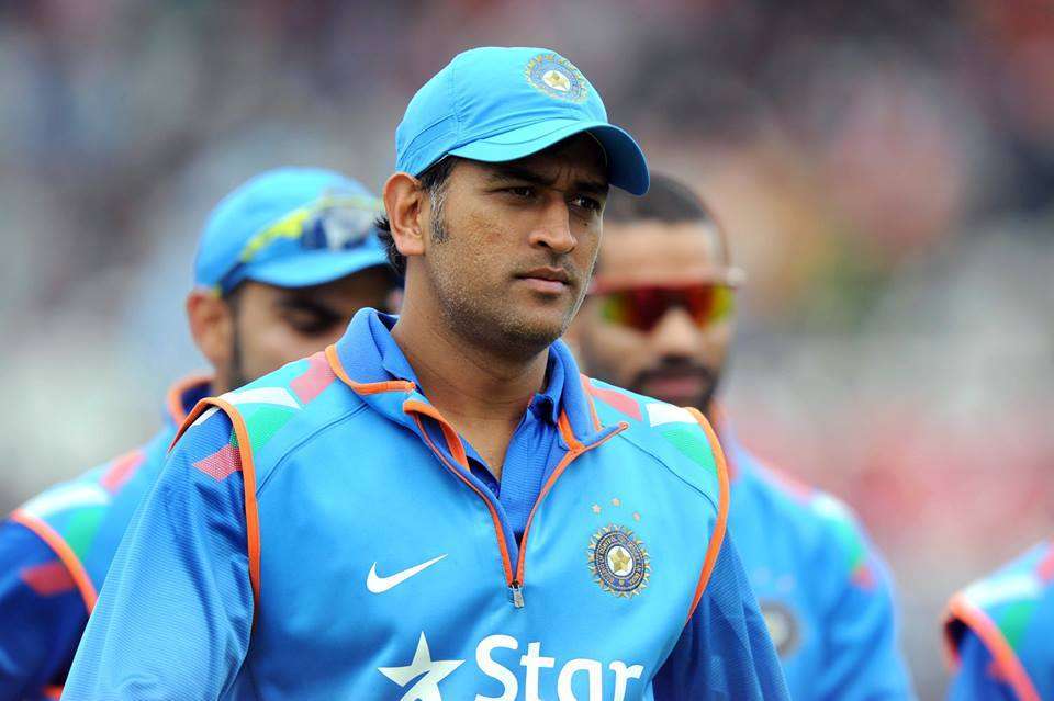 MS Dhoni Pictures