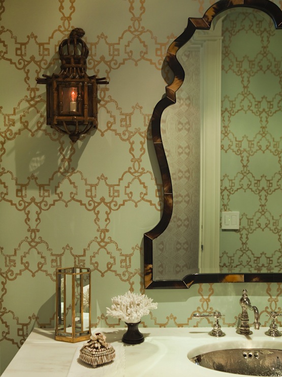 Green And Gold Scallops Wallpaper - Design, decor, photos ...