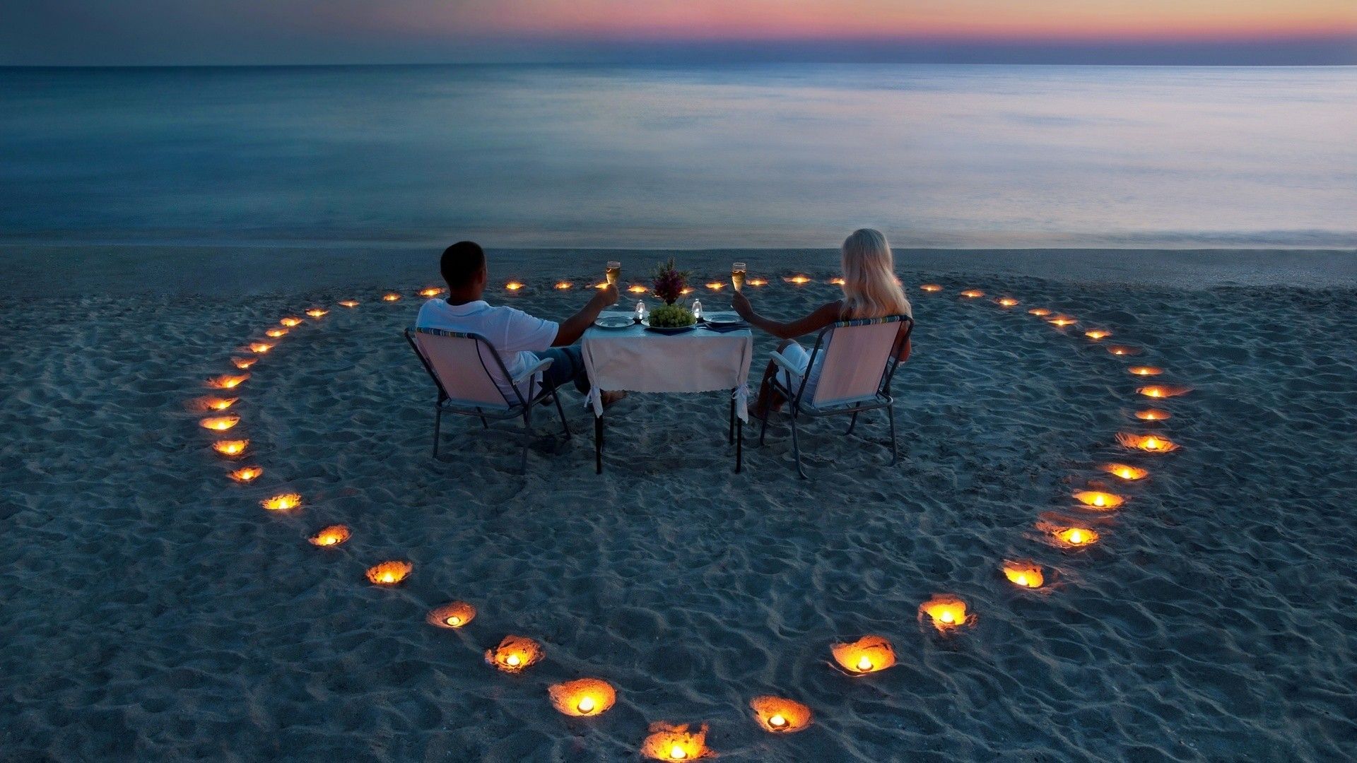 Couple Love Beach HD Wallpapers And Love Desktop Images | Cool ...