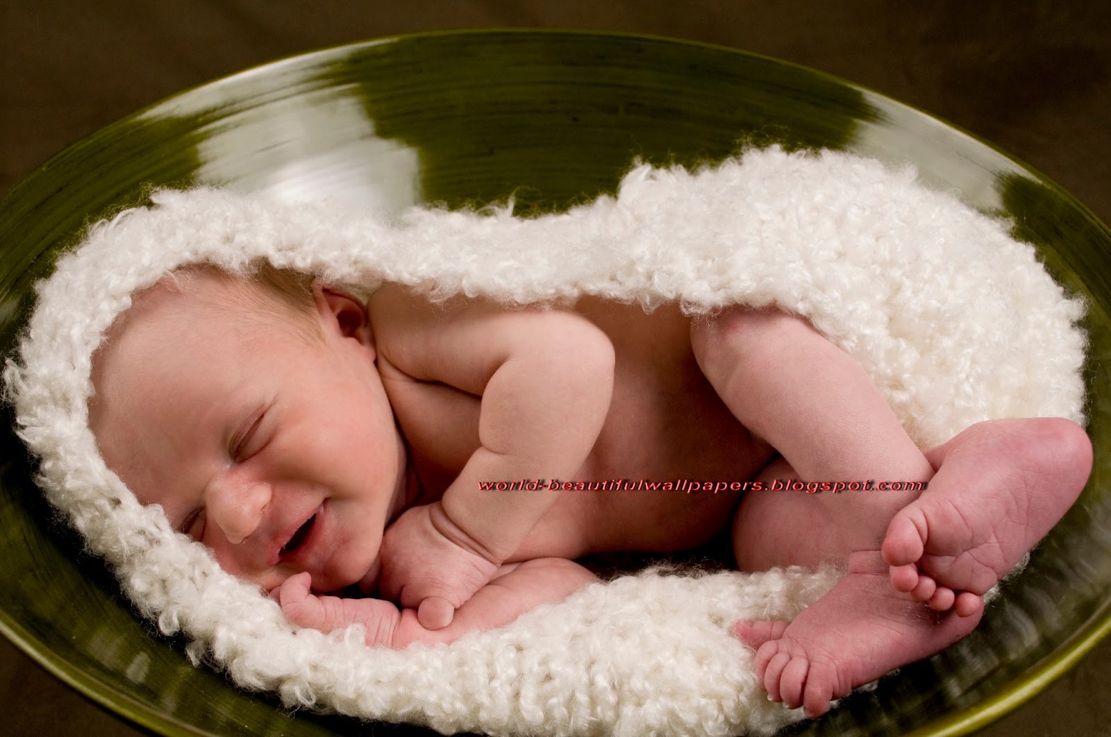 Newborn Baby Wallpaper - 1600x1062 iWallHD - Wallpaper HD