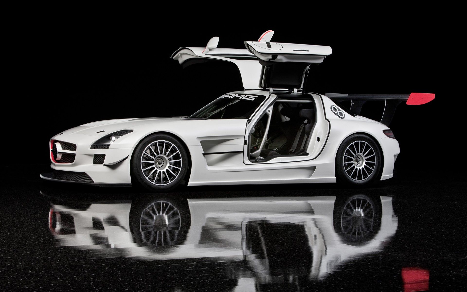 Mercedes Benz SLS AMG HD Wallpapers Full HD Pictures