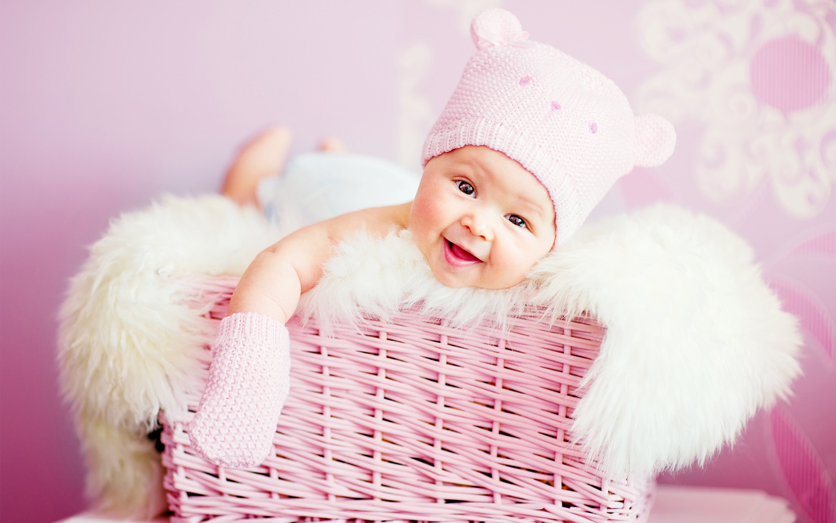 Baby Laughing Cute Wallpaper | HD Wallpapers