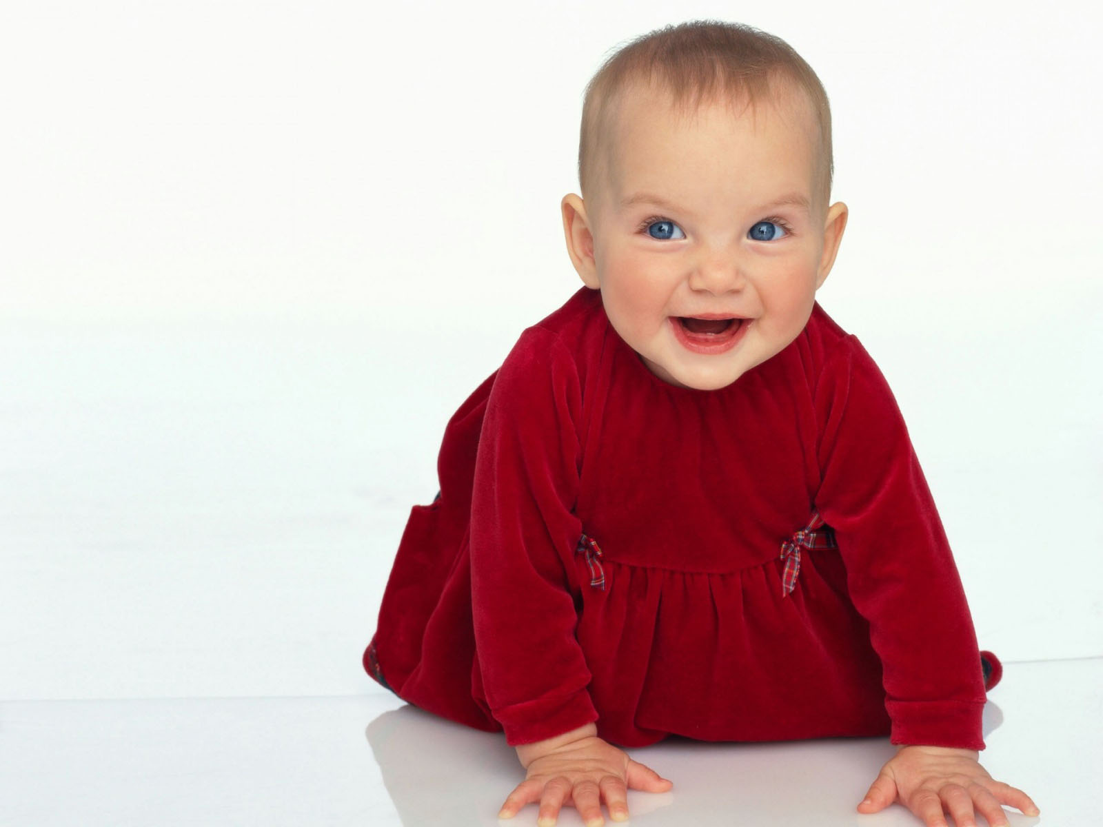 08 Laughing Baby HD Wallpapers for Desktop – Daily Backgrounds in HD