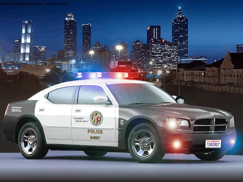 The US and Canadian diecast police car replicas forum - LAPD Charger