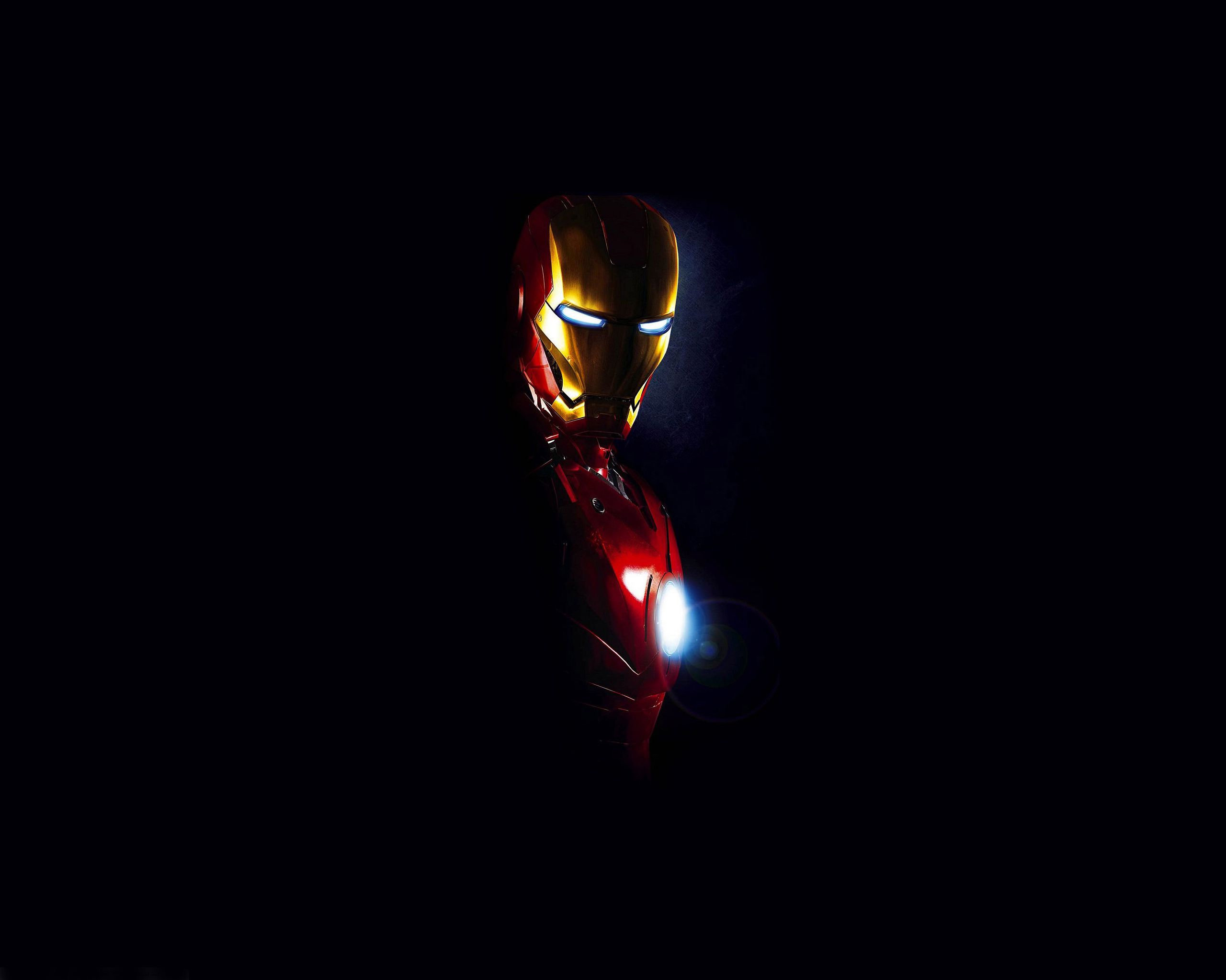 Cool Picture of Iron Man Photo with Dark Background | HD ...