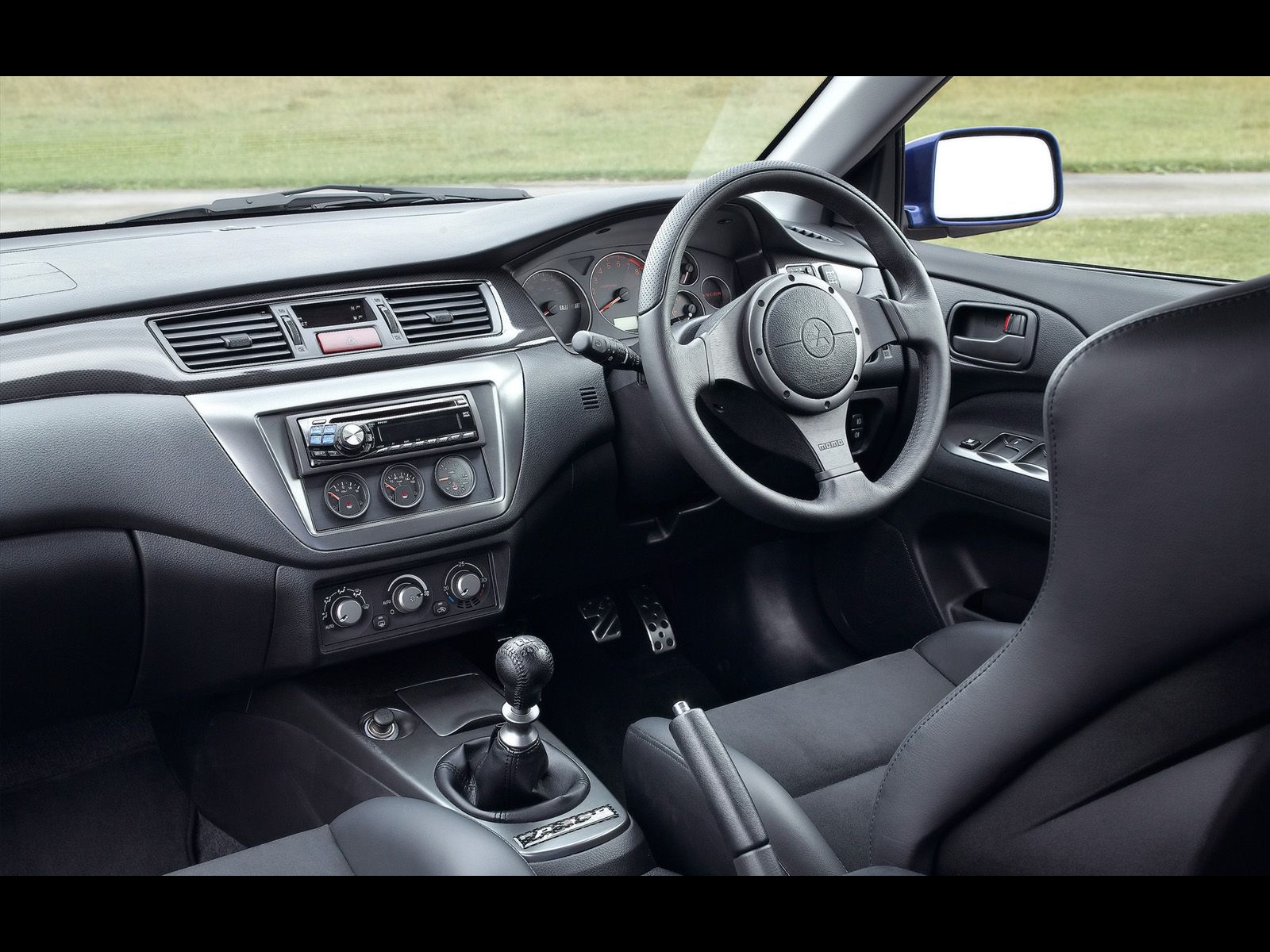 Mitsubishi Lancer Evolution 8 Interior - image #183