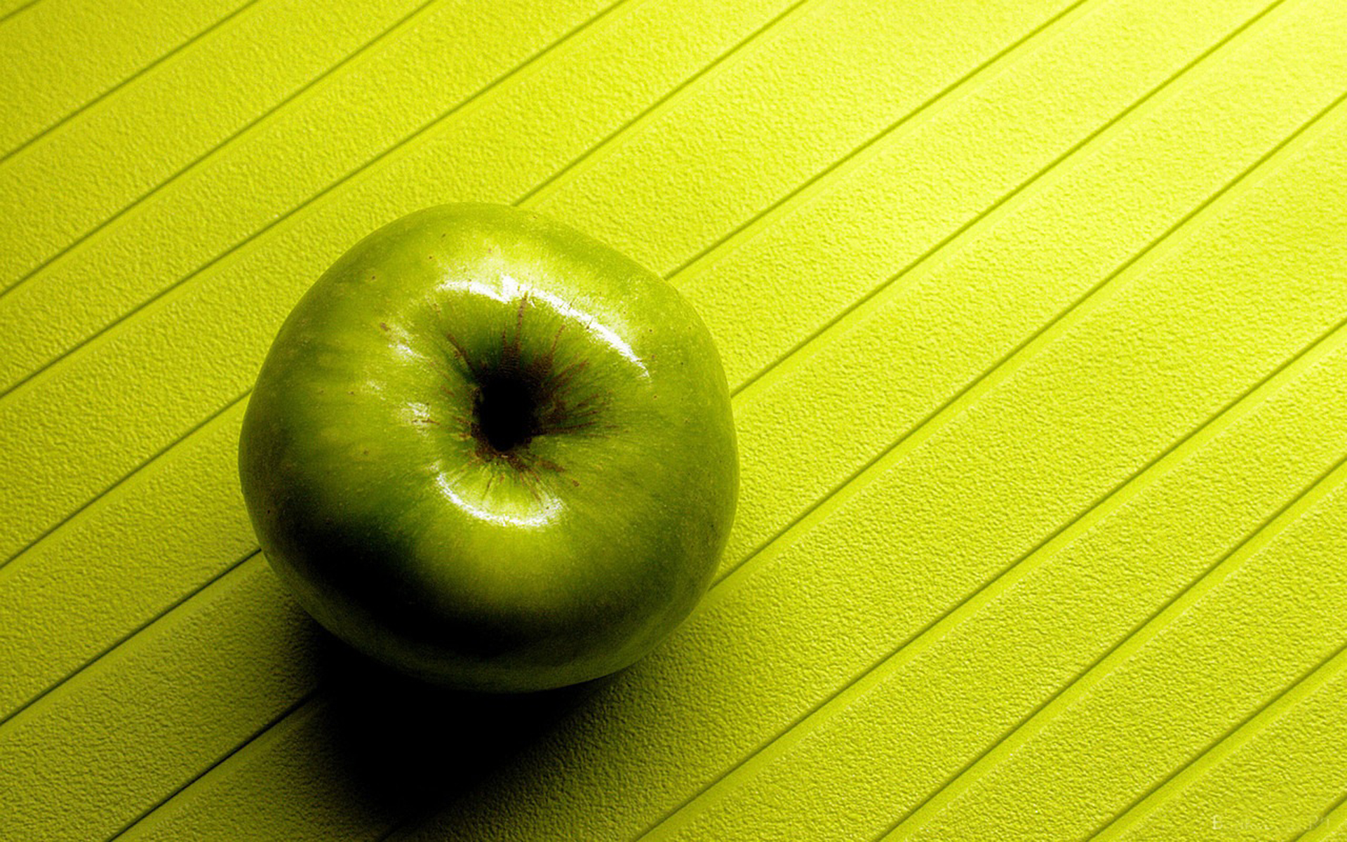 Apple Green Desktop #6968716