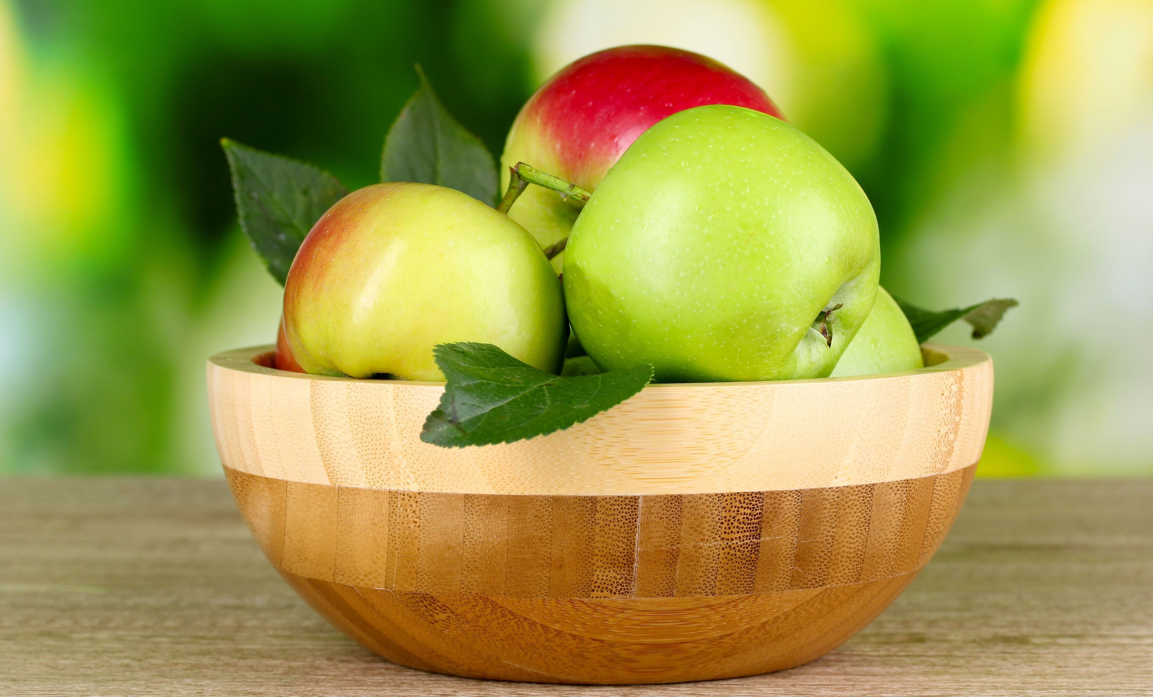wooden bowl, fruit, green apples, bokeh, leaves, hd wallpaper