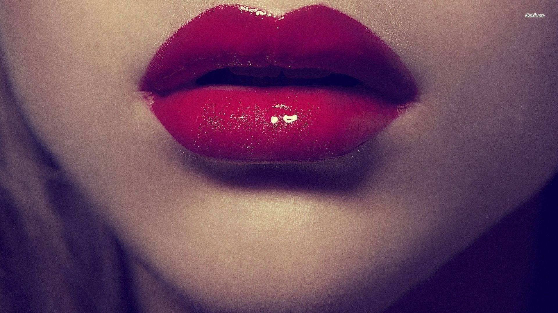 Red lips wallpaper - Photography wallpapers -