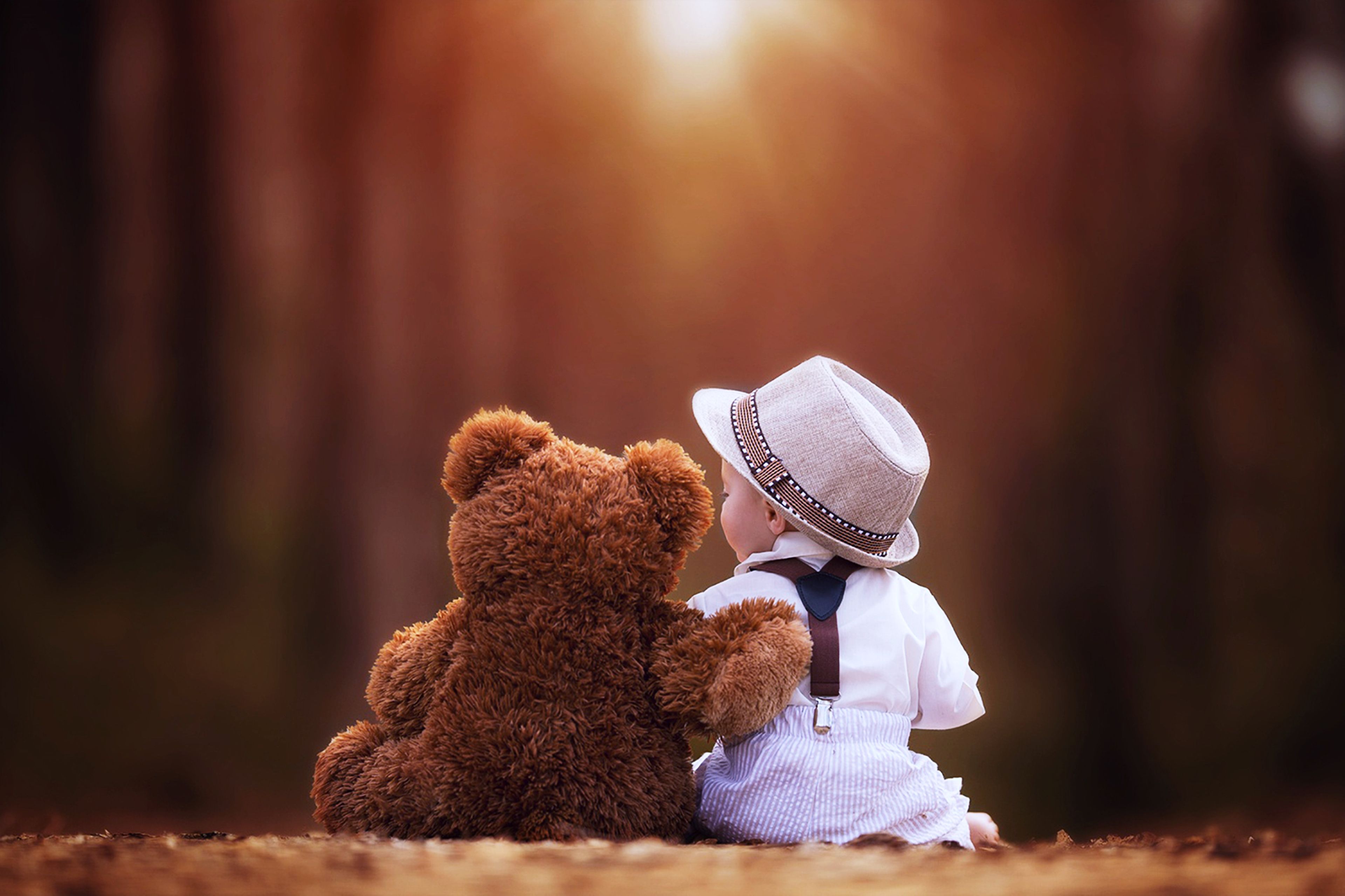 Cute Baby And Teddy Bear Wallpaper - DreamLoveBackgrounds