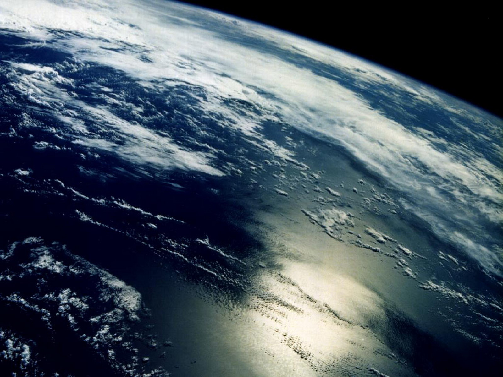 Earth Space Wallpaper For Iphone - Kemecer.com