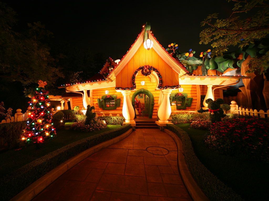Disney Christmas - Christmas Wallpaper 7491885 - Fanpop