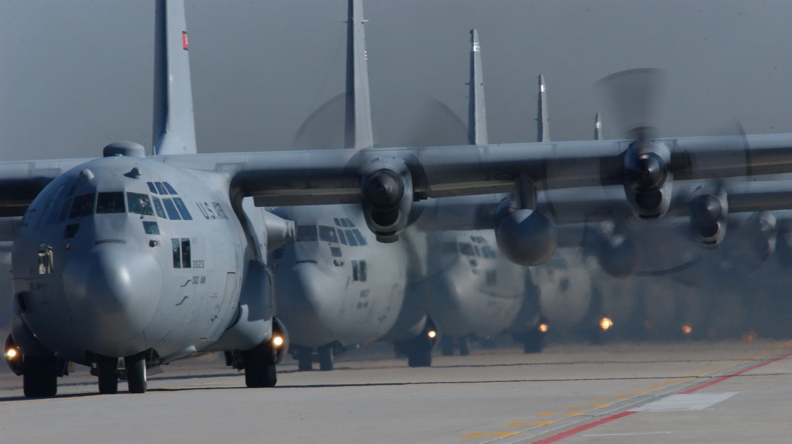 Hercules C-130 Lined Up on