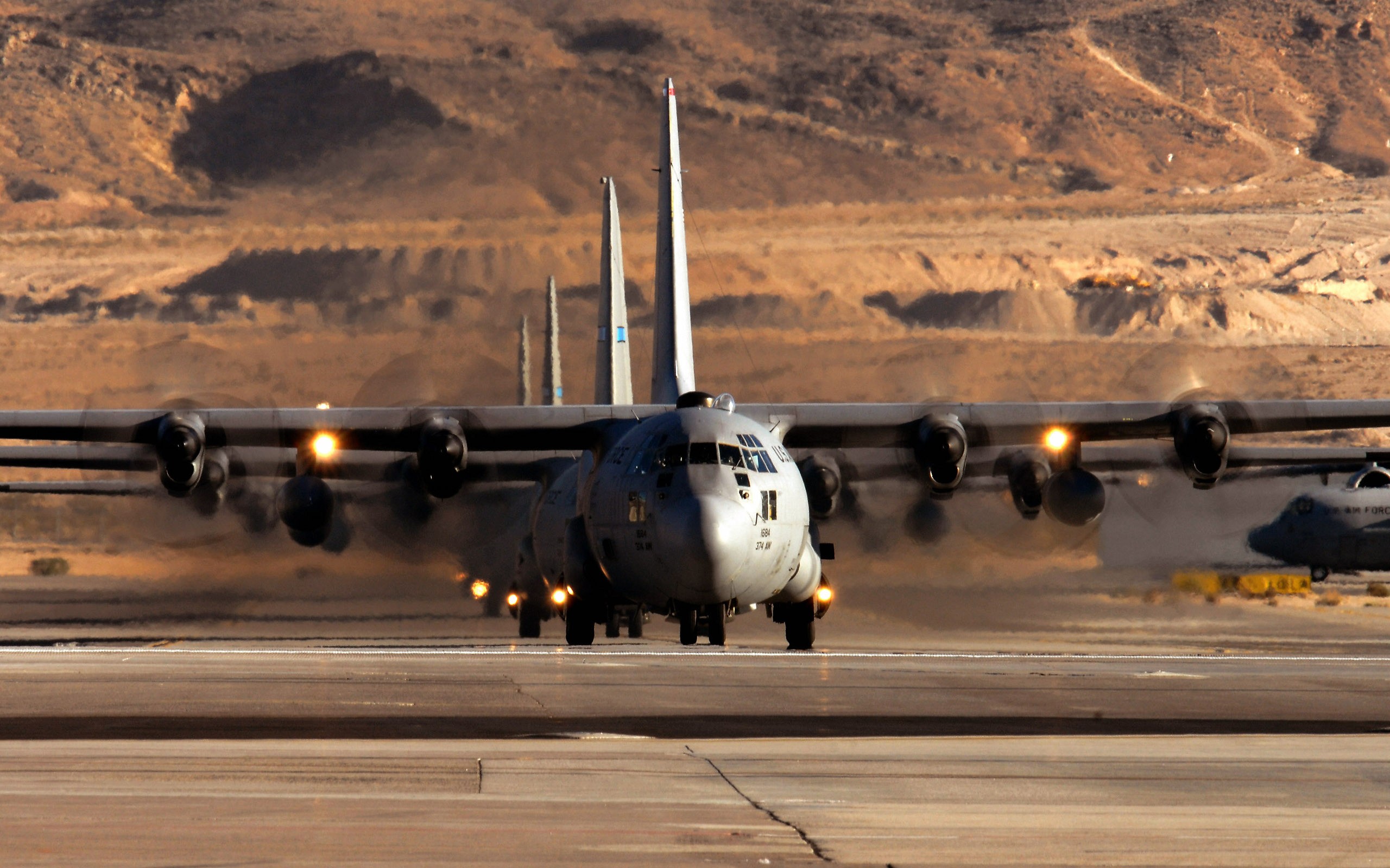 C-130 Air Force wallpaper | 2560x1600 | 2399 | WallpaperUP